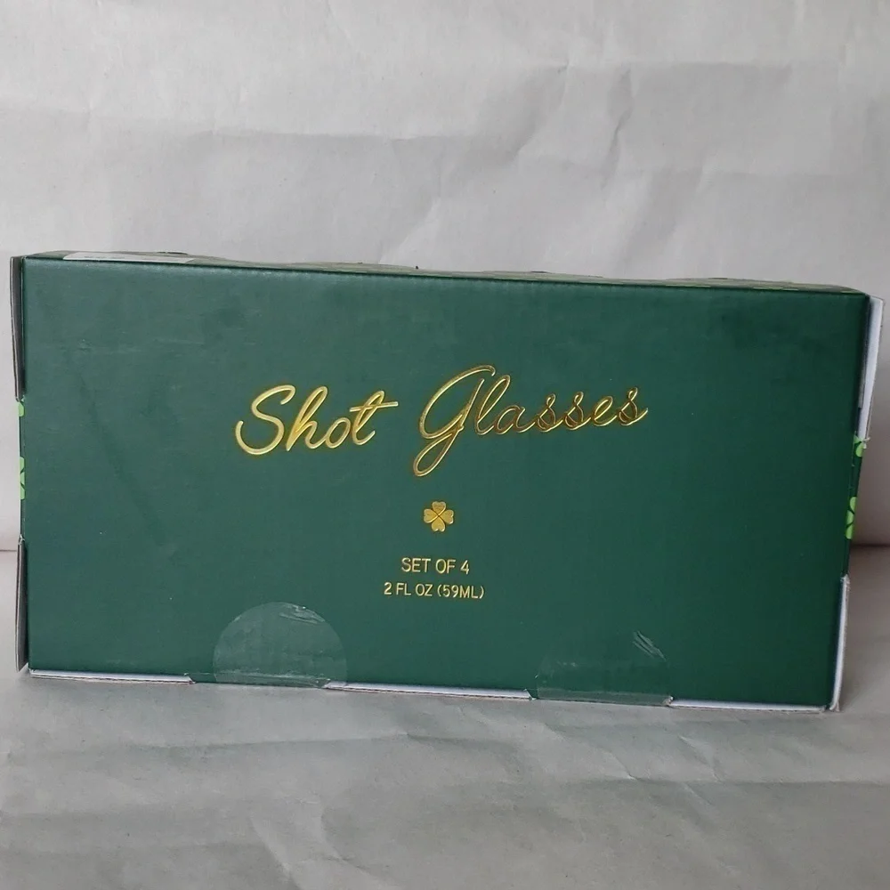 Shot Glass Set 4 St Patricks Day 2 Designs Four Leaf Clover Rainbow Leprechaun - Picture 3 of 5